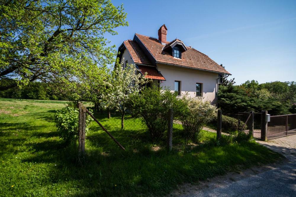 D&J House Villa Ormoz Екстериор снимка